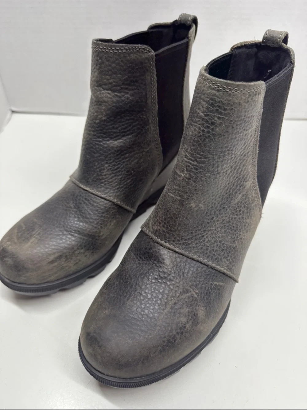 Sorel Joan Of Arctic Wedges II Chelsea Ankle Heeled Boots Bootie Gray Size 7.5